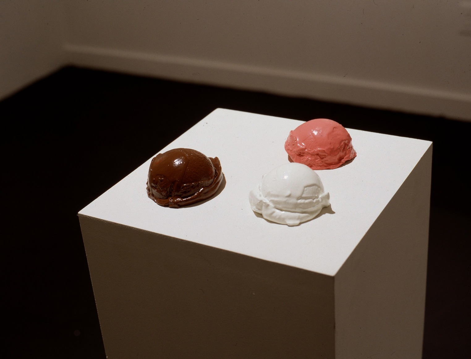 Ice cream ceramics